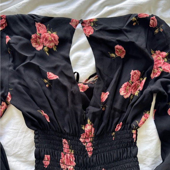 Never worn Reformation dress! - Picture 2 of 4